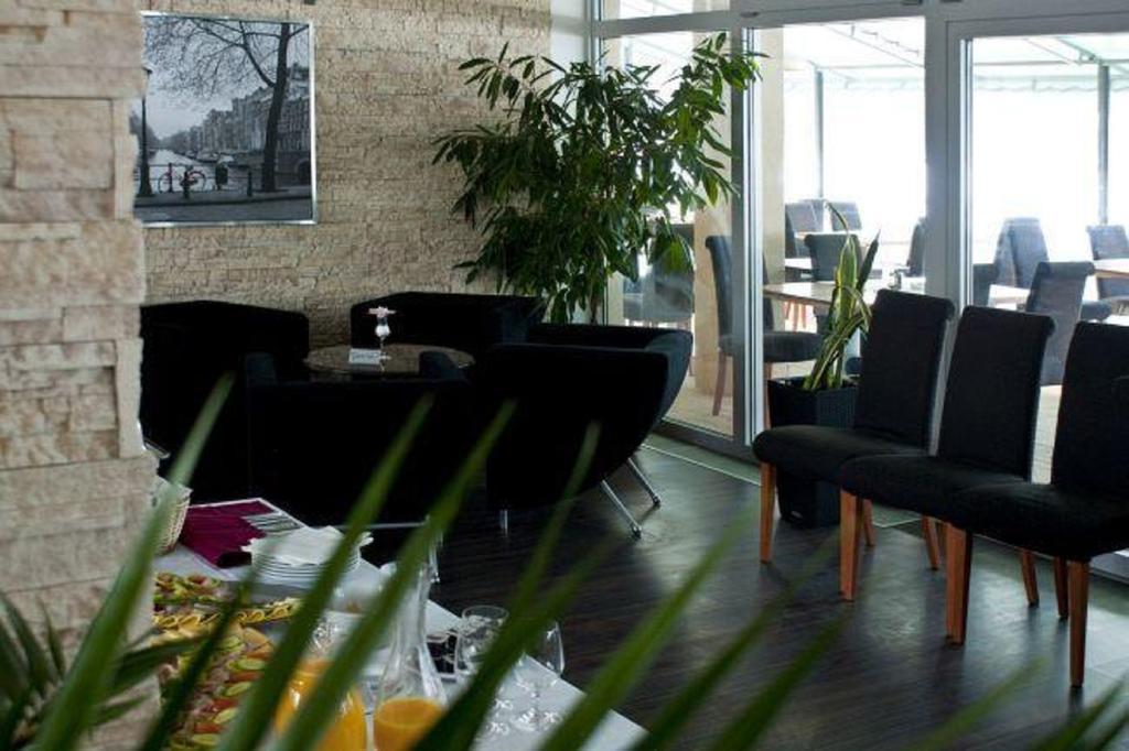Hotel River Nitra Eksteriør bilde